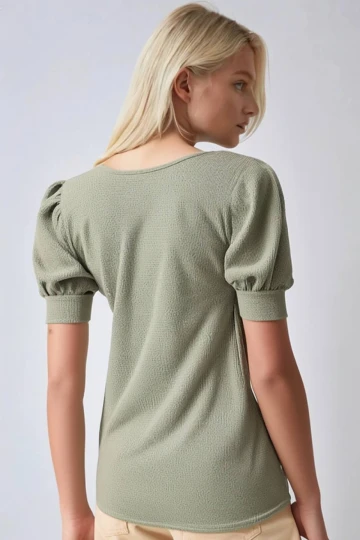 Kadın Çağla Yeşili Kare Yaka Örme Bluz HZL22W-BD104091