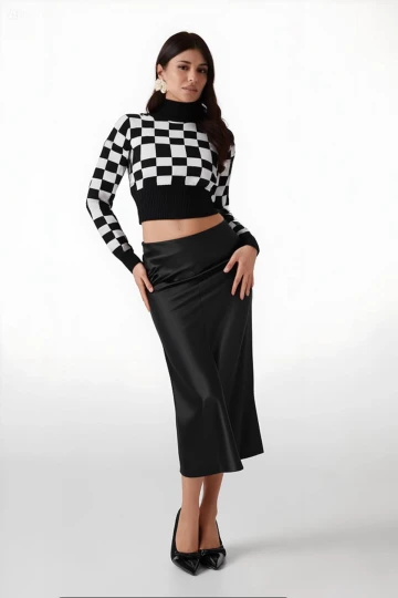 Kadın Düz Siyah Saten Yüzeyli Beli Lastikli Midi Boy Etek Hzl23s-bd1101471