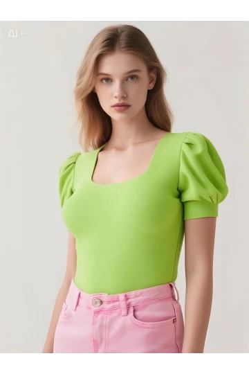 Kadın Fıstık Yeşili Kare Yaka Örme Bluz HZL22W-BD104091