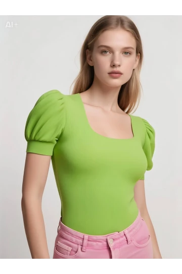 Kadın Fıstık Yeşili Kare Yaka Örme Bluz HZL22W-BD104091