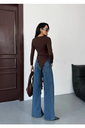 Kadın Kahve Fırfır Detaylı Uzun Kol Asimetrik Bluz HZL25W-FRY123621