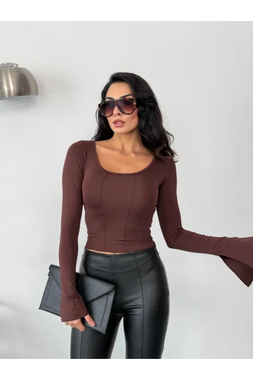 Kadın Kahverengi Uzun Kollu Arkası Bağlamalı Fit Kesim Crop Bluz HZL25W-FRY122771