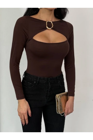 Kadın Kahverengi Uzun Kollu Göğüs Dekolteli Tokalı Bluz HZL25W-FRY123501