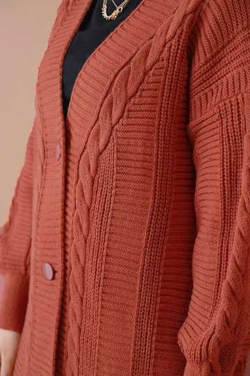 Kadın  Kiremit Saç Örgü Desen Uzun Düğmeli Rahat Kesim Triko Hırka HZL23W-BD1100691