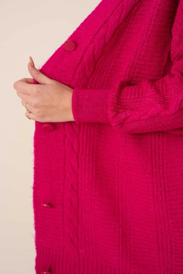 Kadın Koyu Pembe Saç Örgü Desen Uzun Düğmeli Rahat Kesim Triko Hırka HZL23W-BD1100691