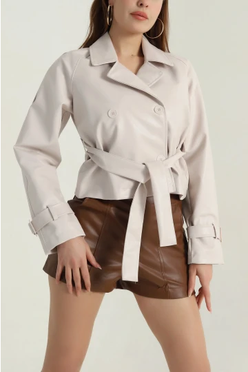 Kadın Krem Kemerli Astarlı Suni Deri Ceket HZL25W-BD110461