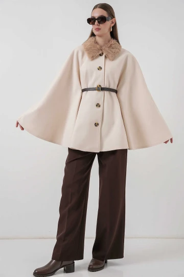 Kadın Krem Yakası Kürklü Düğmeli Kemerli Kaşe Panço HZL25W-BD191651