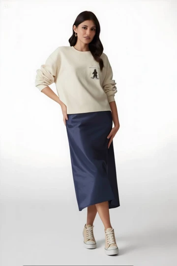 Kadın Lacivert Saten Yüzeyli Beli Lastikli Midi Boy Etek Hzl23s-bd1101471