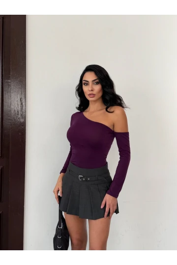 Kadın Mor Asimetrik Yaka Drapeli Sandy Bluz HZL25S-FRY123361