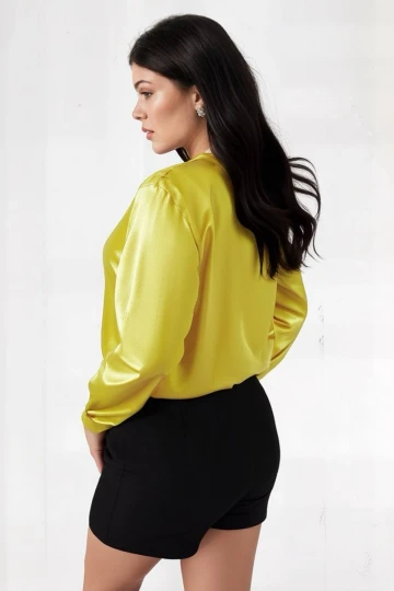 Kadın Sarı Hafif Dökümlü Saten Yüzeyli Gömlek Hzl22w-bd139641