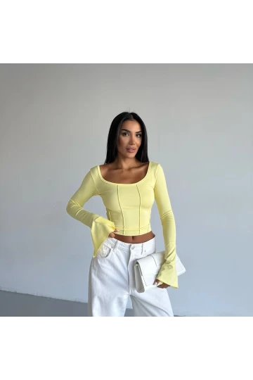 Kadın Sarı Uzun Kollu Arkası Bağlamalı Fit Kesim Crop Bluz HZL25W-FRY122771