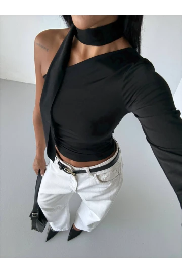 Kadın Siyah Fularlı Sandy Kumaş Asimetrik Kesim Bluz HZL25S-FRY123371