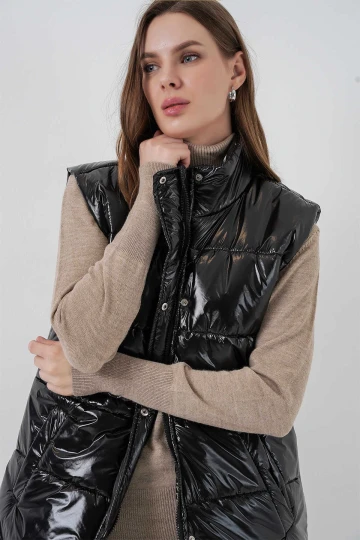 Kadın Siyah Parlak Astarlı Şişme Yelek HZL25W-BD152181