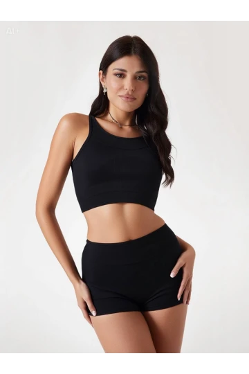 Kadın Siyah Şortlu Büstiyerli Parlak Kumaş Yüzücü Bikini Takım HZL23S-AR17541