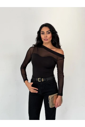 Kadın Siyah Tül Garnili Uzun Kol Şık Rahat Bluz HZL25W-FRY123541