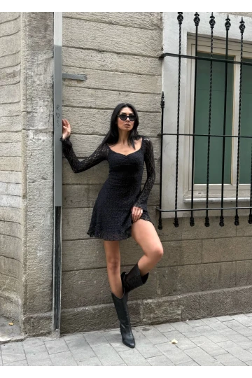 Kadın Siyah Uzun Kollu Dantel Detay Astarlı Kloş Elbise HZL25W-FRY123531