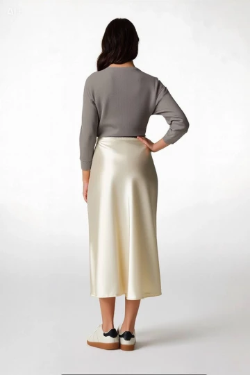 Kadın Vanilya Saten Yüzeyli Beli Lastikli Midi Boy Etek Hzl23s-bd1101471