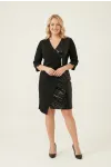 Kadın Siyah Büyük Beden Kruvaze Yaka Pul Payet Detaylı Midi Abiye Elbise HZL26W-PR10061